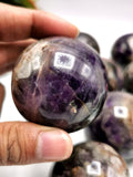 Amazing natural Amethyst stone sphere/ball - Energy/Reiki/Crystal Healing - 1.8 inches diameter and 140 gms (0.31 lb) - ONE PIECE ONLY