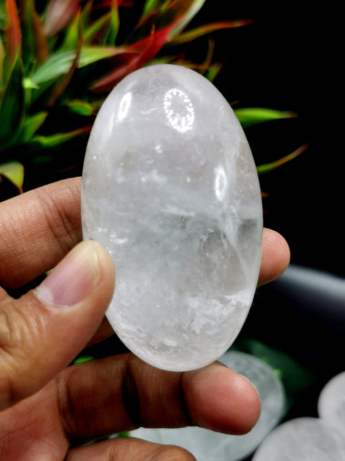 Breathtaking natural Clear Quartz Lingam/Shivling - Energy/Reiki/Crystal Healing - 3 inches length and 170 gms (0.425 lb) - ONE PIECE ONLY