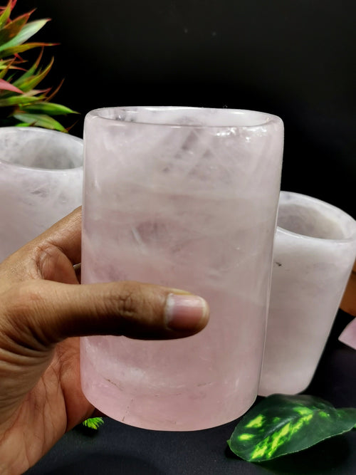 Beautiful gemstone goblets in rose quartz stone - crystals and gemstones - reiki/chakra/healing/energy - ONLY 1 PIECE
