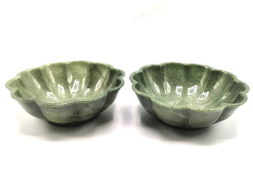Beautiful light green quartz designer hand carved bowls - 7 inches and 520 gms (1.14 lb) - ONE BOWL ONLY