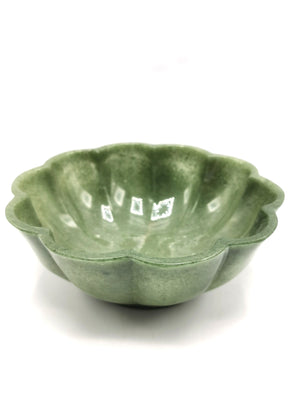 Light green quartz designer hand carved bowls - 7 inches and 640 gms (1.41 lb) - ONE BOWL ONLY