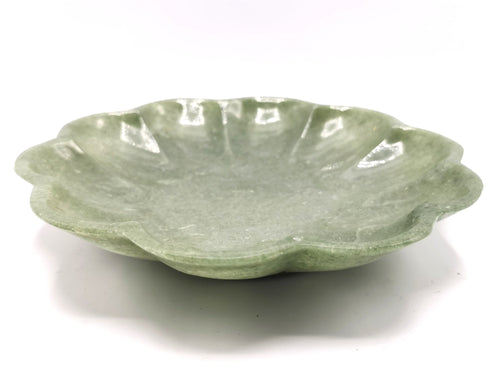 Green quartz designer hand carved plates - 7 inches and 430 gms (0.95 lb) - ONE PLATE ONLY lol