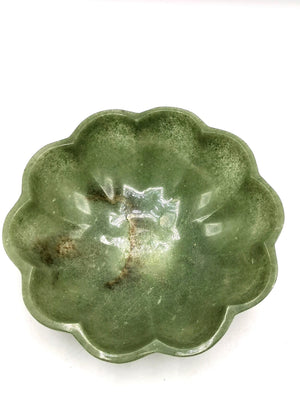 Beautiful light green quartz designer hand carved bowls - 6 inches and 295 gms (0.65 lb) - ONE BOWL ONLY