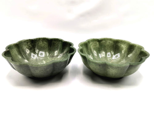 Light green quartz designer hand carved bowls - 7 inches and 640 gms (1.41 lb) - ONE BOWL ONLY