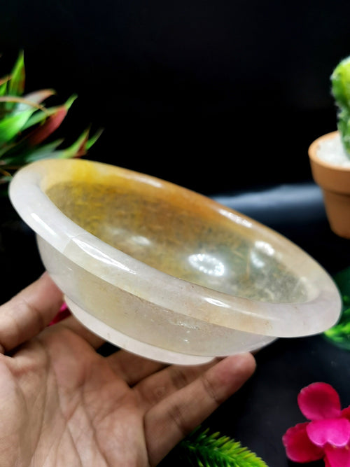 Beautiful red quartz designer hand carved bowls - 6 inches and 340 gms (0.75 lb) - ONE BOWL ONLY