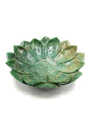 Beautiful green aventurine hand carved lotus bowls - 7 inches diameter and 660 gms (1.45 lb) - ONE BOWL ONLY