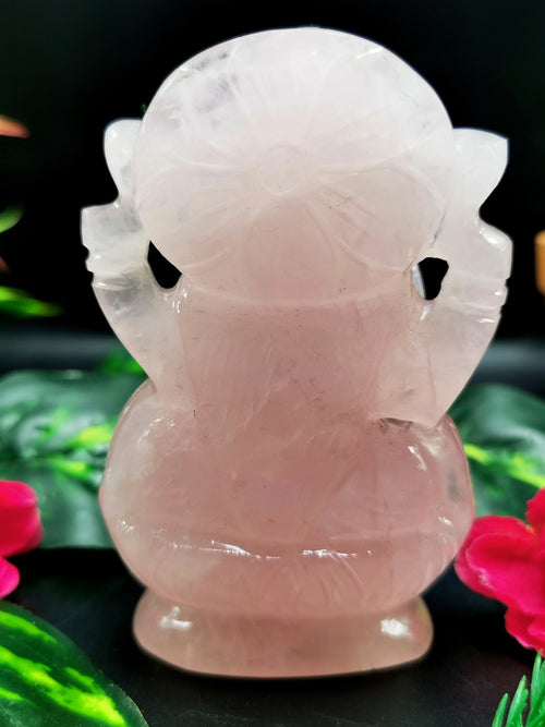 Lakshmi statue in rose quartz - Goddess Laxmi carving/idol in gemstone and crystals - 3.8 inches and 350 gms (0.77lb) - ONE STATUE ONLY