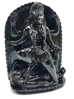 Mata Kaali statue/carving in black agate - Goddess Kali idol/murti in gemstones and crystals - 5.5 inches and 825 gms (1.81 lb)