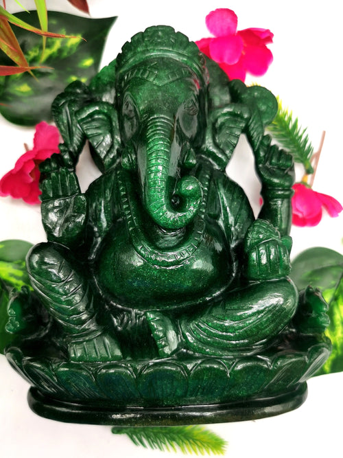 Ganesh statue in Dark Green Aventurine Handmade - Lord Ganesha Idol in Crystals/Gemstone - Reiki/Chakra/Healing -7 in and 2.09 kg (4.60 lb)
