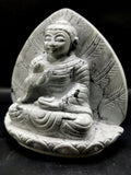 Howlite Buddha on a leaf - handmade carving of serene and meditating Lord Buddha - crystal/reiki/healing - 5.7 inches and 1.34 kg (2.95 lb)