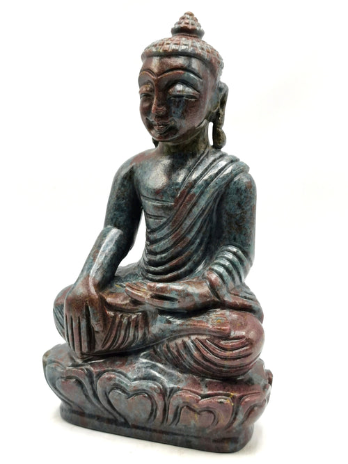 Ruby Kyanite Buddha - handmade carving of serene and meditating Lord Buddha - crystal/reiki/healing - 7.5 inches and 1.6 kg (3.52 lb)