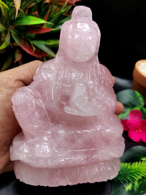 Rose Quartz Guanyin - handmade carving of Kwan Yin in sitting posture - crystal/reiki/healing - 5.5 inches and 0.97 kg (2.13 lb)