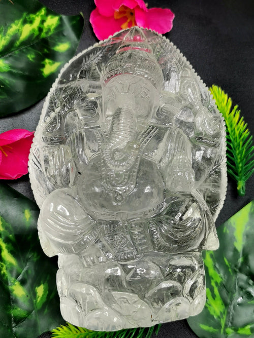 Ganesh statue in Clear Quartz Handmade Carving - Ganesha Idol |Sculpture in Crystals and Gemstones - 5 inches and 840 gms (1.85 lb)