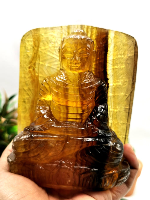 Fluorite Buddha - handmade carving of serene and meditating Lord Buddha in gemstones & crystal - 5.2 inches and 1.21 kgs (2.66 lb)