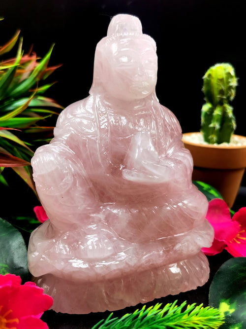 Rose Quartz Guanyin - handmade carving of Kwan Yin in sitting posture - crystal/reiki/healing - 5.5 inches and 0.97 kg (2.13 lb)