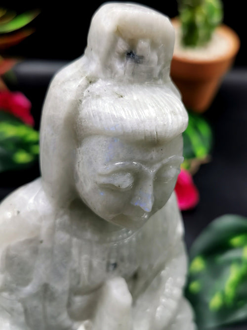 Moonstone Guanyin - handmade carving of Kwan Yin in sitting posture - crystal/reiki/healing - 6.5 inches and 1.21 kg (2.66 lb)