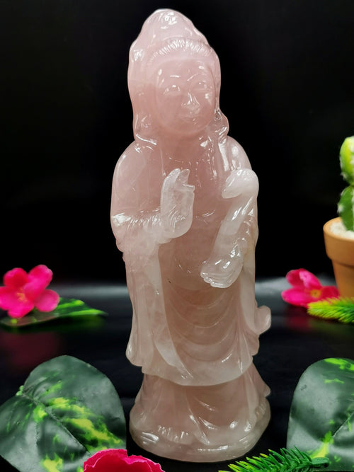Rose Quartz Guanyin - handmade carving of Kwan Yin in standing posture - crystal/reiki/healing - 8 inches and 0.99 kg (2.18 lb)
