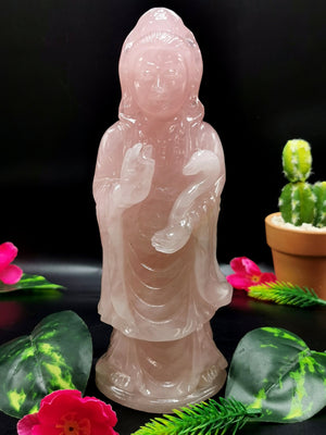 Rose Quartz Guanyin - handmade carving of Kwan Yin in standing posture - crystal/reiki/healing - 8 inches and 0.99 kg (2.18 lb)