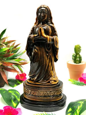 Mother Mary beautiful carving in natural tiger eye stone | hand carved in gemstones | crystal/reiki - 9 inches and 1.55 kgs (3.41 lb)