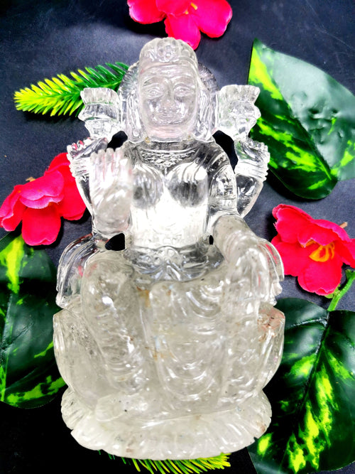 Lakshmi statue in clear quartz (spathik) - Goddess Laxmi carving 5 inches and 690 gms (1.52 lb) - home decor figurine - ONE STATUE ONLY