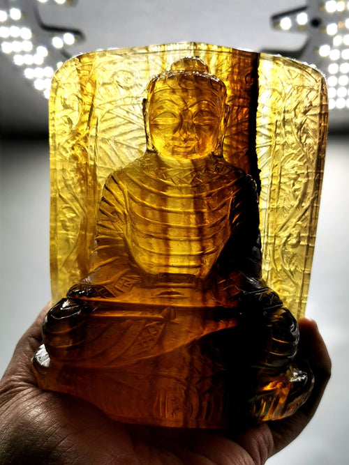 Fluorite Buddha - handmade carving of serene and meditating Lord Buddha in gemstones & crystal - 5.2 inches and 1.21 kgs (2.66 lb)