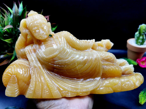 Yellow Calcite Buddha in parinirvana position - handmade carving of serene Lord Buddha - crystal/reiki/healing - 9 inches and 2.2 kgs