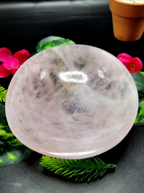 Beautiful Rose Quartz hand carved oval-shaped bowl -  5.5 inches and 350 gms (0.77 lb) - ONE BOWL ONLY