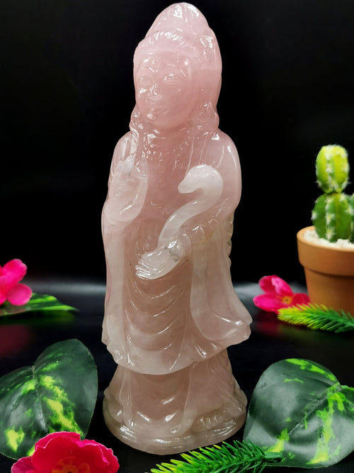 Rose Quartz Guanyin - handmade carving of Kwan Yin in standing posture - crystal/reiki/healing - 8 inches and 0.99 kg (2.18 lb)