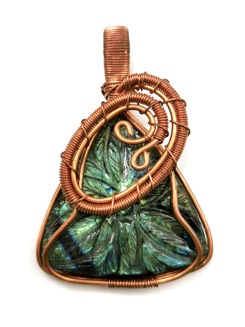 Floral carving pendant in Labradorite in intricate copper wire wrap - gemstone/crystal jewelry | Wedding/Anniversary/Birthday gift