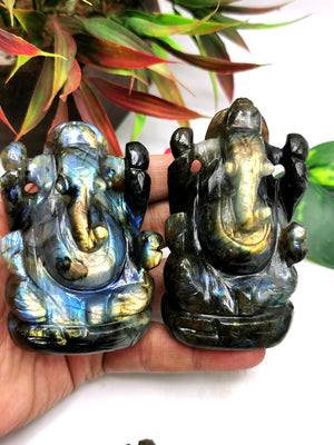 Labradorite Ganesh carving handmade with beautiful flash - Lord Ganesha Idol | Figurine in Crystals and Gemstones - 3 inches and 225 gm