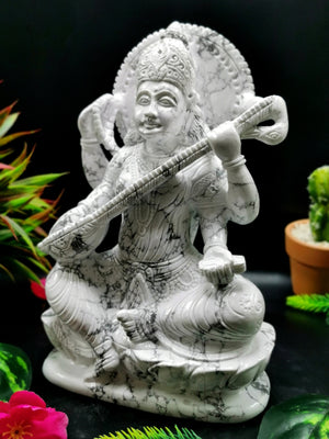 Large and majestic Saraswati carving in howlite - Goddess of Learning idol/statue in gemstones and crystals - 8.5 in and 2.67 kg (5.87 lb)