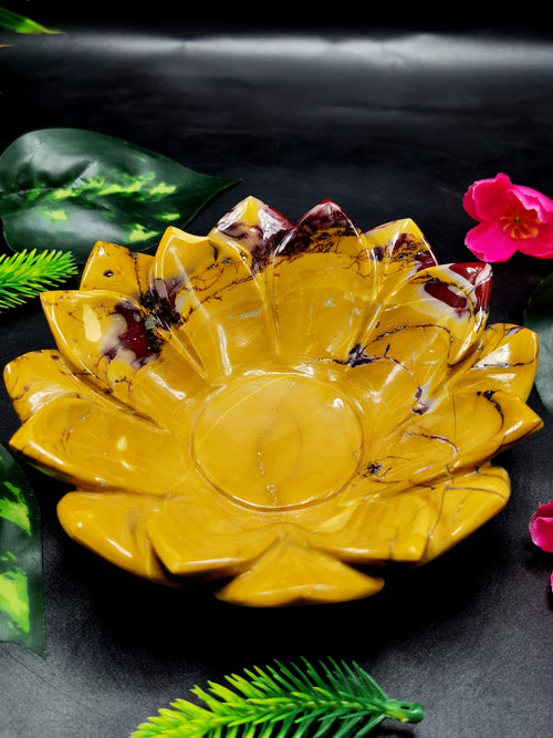 Beautiful mookaite jasper hand carved lotus bowls - 5 inches diameter and 400 gms (0.88 lb) - ONE BOWL ONLY