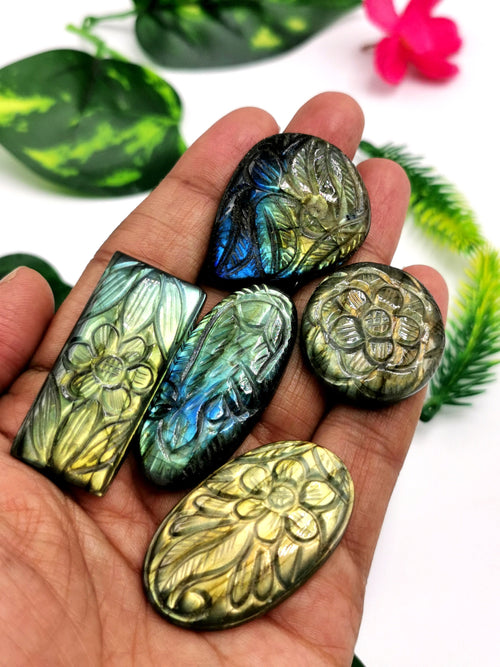 Pendants in labradorite stone set of 5 - gemstone/crystal jewelry |Reiki/Chakra/Healing - 5 PIECES ONLY