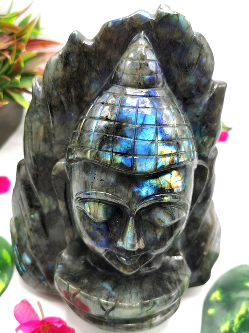 Labradorite or blacvk moonstone Buddha Head on leaf - handmade carving of serene and meditating Lord Buddha - crystal/reiki/chakra - 8 inches and 3.14 kg