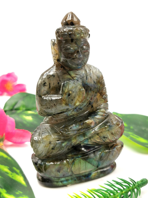 Labradorite handmade Buddha - carving of serene and meditating Lord Buddha - crystal/reiki/healing - 4 inches and 200 gms (0.44 lb)