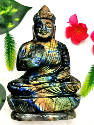 Labradorite Buddha - handmade carving of serene and meditating Lord Buddha - crystal/reiki/healing - 5.5 inches and 450 gms (0.99 lb)