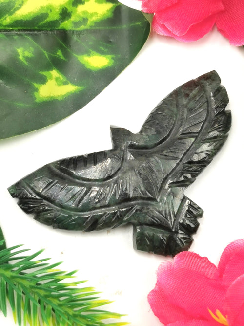 Emerald eagle/phoenix carving - reiki/chakra/energy -  2 inch and 28 gms - ONE PIECE ONLY - animal lapidary