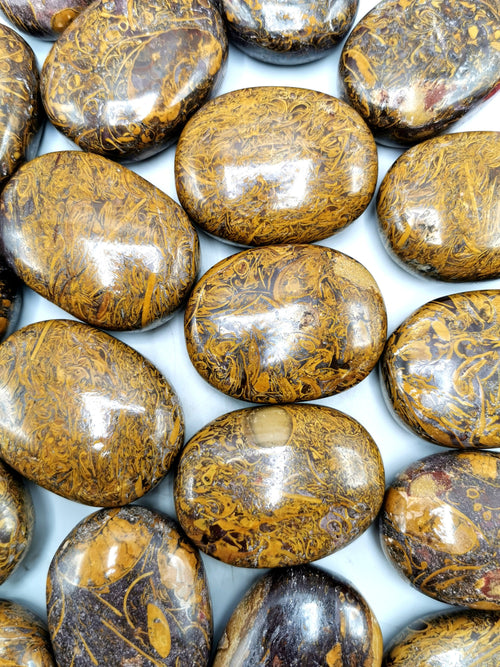 Natural Mariam Jasper crystal palmstones - ONE PIECE ONLY - crystal/chakra/reiki/healing - 90 gms weight