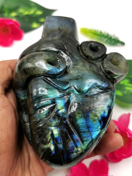 Natural Labradorite Anatomical Heart carving - Human Heart/Crystal Heart - reiki/chakra/healing/energy - 840 gms and 4.5 inches