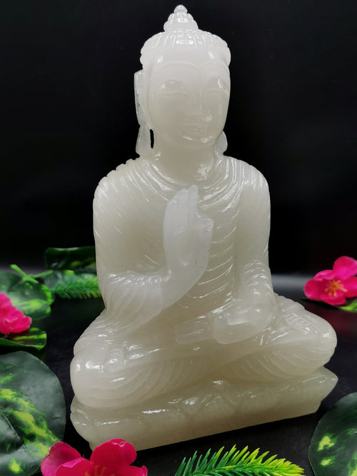 White Quartz Crystal hand carved Buddha - carving of serene and meditating Lord Buddha - crystal/reiki/chakra - 8.5 inch and 1.70 kg (3.74 lb)