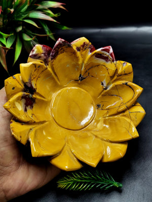 Beautiful mookaite jasper hand carved lotus bowls - 5 inches diameter and 400 gms (0.88 lb) - ONE BOWL ONLY