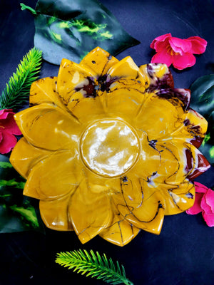 Beautiful mookaite jasper hand carved lotus bowls - 5 inches diameter and 400 gms (0.88 lb) - ONE BOWL ONLY