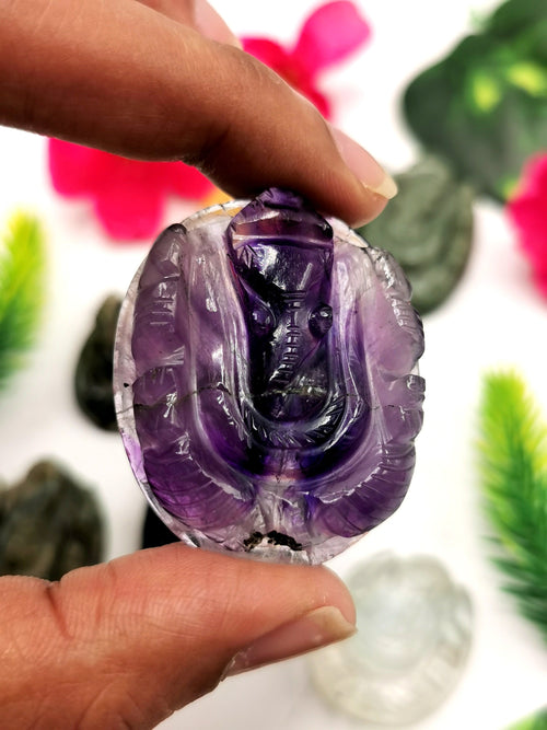 Gemstone Ganesh miniature carving set for pendant in various stones - gemstone/crystal jewelry | Reiki/Chakra/Healing with crystals - ONE LOT OF 7