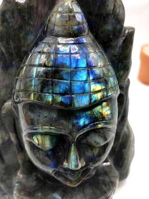 Labradorite or blacvk moonstone Buddha Head on leaf - handmade carving of serene and meditating Lord Buddha - crystal/reiki/chakra - 8 inches and 3.14 kg