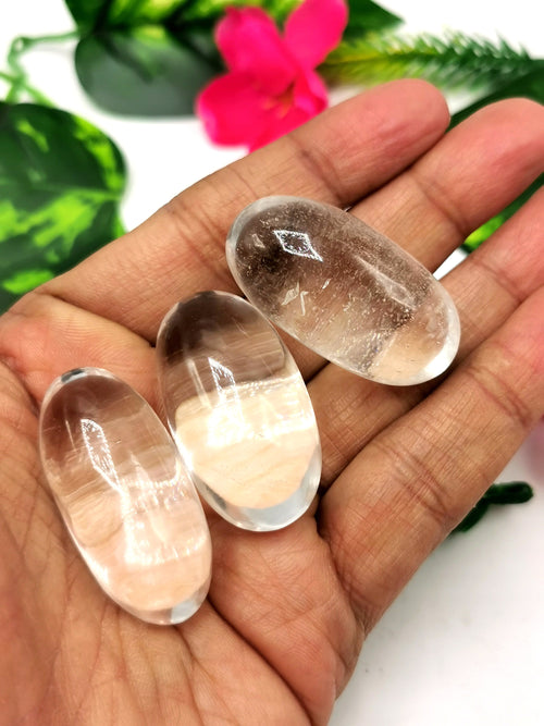 Small natural Clear Quartz Lingam/Shivling - Energy/Reiki/Crystal Healing - 1.5 inches length and 25 gms - ONE PIECE ONLY