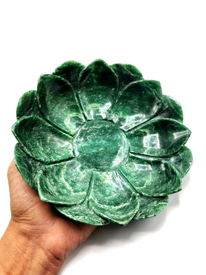 Exotic green aventurine hand carved lotus bowls - 7 inches diameter and 560 gms (1.23 lb) - ONE BOWL ONLY