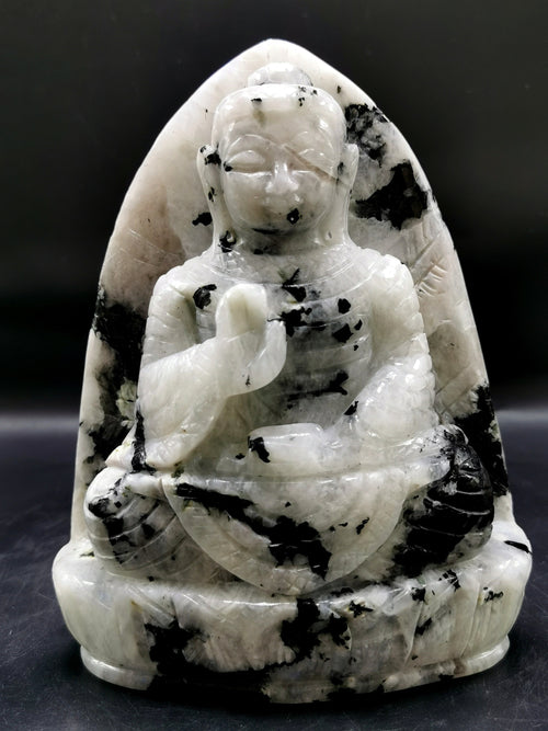 Moon stone Buddha - handmade carving of serene and meditating Lord Buddha - crystal/reiki/healing - 6 inches and 1.52 kgs (3.34 lb)
