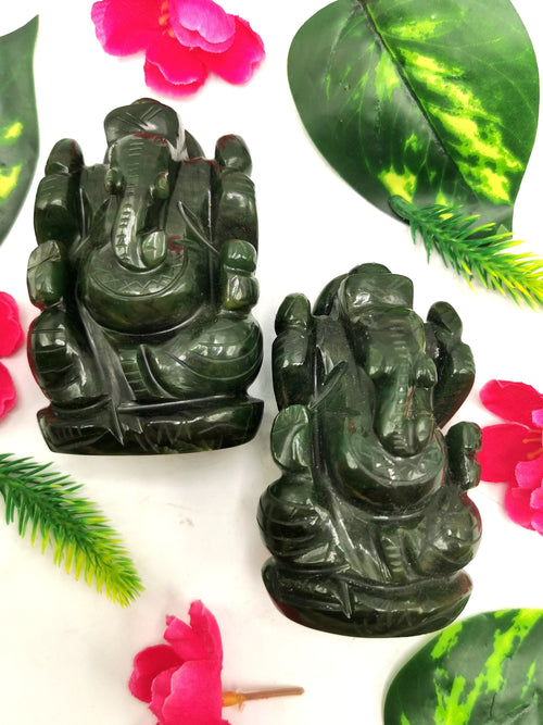 Columbian Jade crystal Handmade Carving of Ganesh - Lord Ganesha Idol in Crystals and Gemstones - 3.5 inch and 280 gms (0.62 lb) - ONE STATUE ONLY