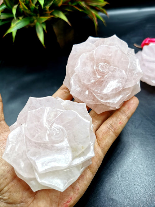 Rose Quartz gemstone hand carved rose flower carvings - crystal/gemstone/reiki/chakra/healing - ONE PIECE ONLY - 3 inches and 275 gms (0.60  lb)
