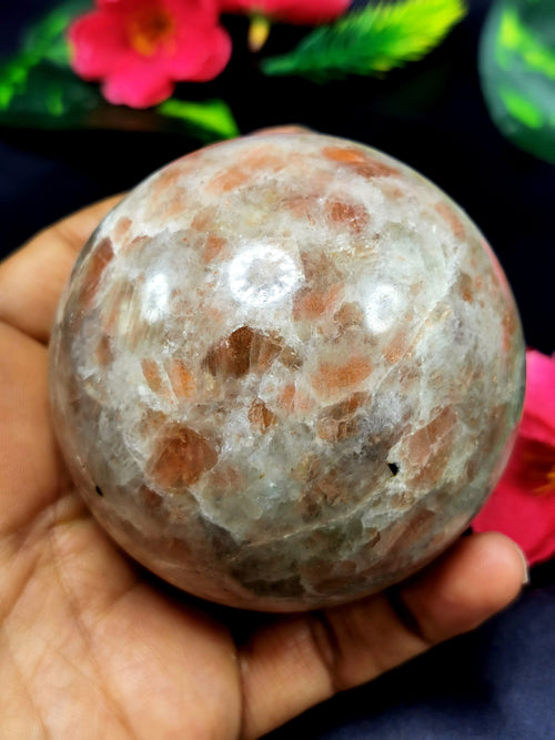 Large sunstone stone sphere/ball - Energy/Reiki/Crystal Healing - 3 inches (7.5 cms) diameter and 515 gms - ONE PIECE ONLY